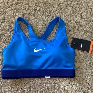 New with tags Nike sports bra